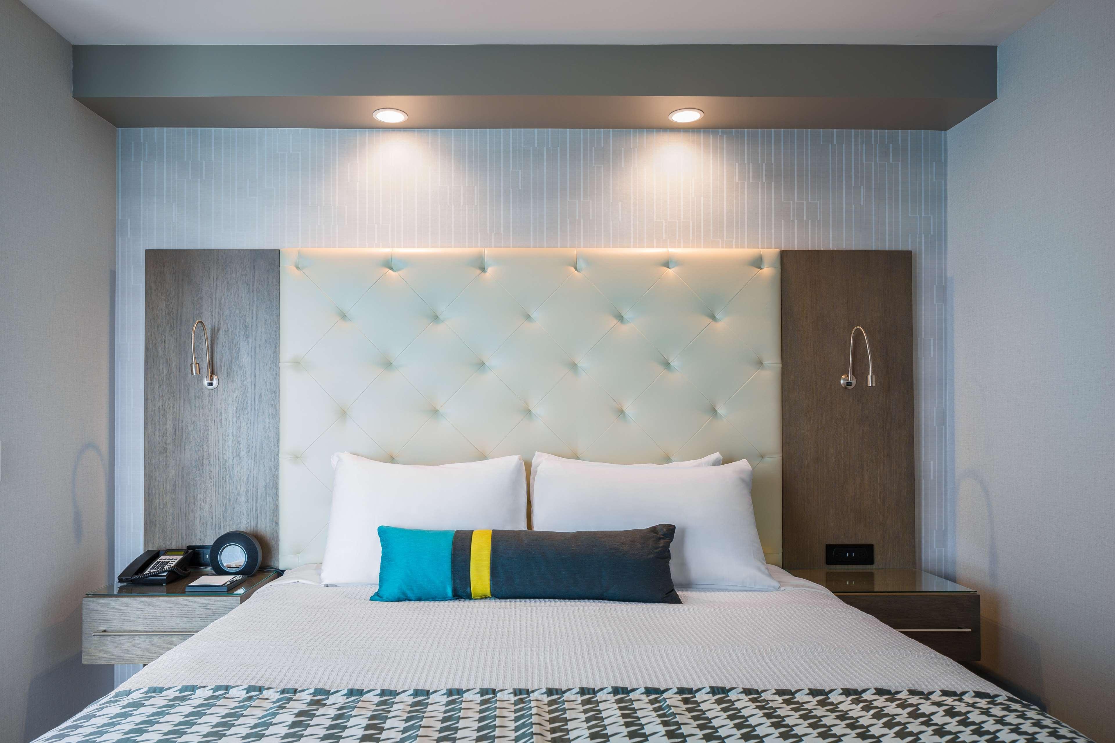 Best Western Premier Hotel At Fisher'S Landing Vancouver Eksteriør bilde